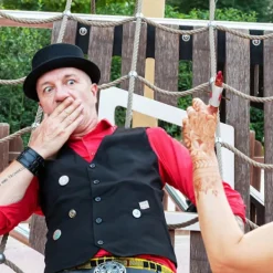 2025 2 st Halloween Skämt Rekvisita Spik I Ditt Finger Falska Rekvisita Läskiga Skämt Leksaker Blodiga Finger Tricks Rekvisita><noscript><img width=