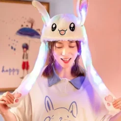 60 cm söt kanin Pikachu plyschmössa med rörliga öron lysande hatt present till baby barn D><noscript><img width=