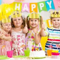 36 stycken gyllene kungakronor guldfolie papper party krona hatt mössa för födelsedagsfirande babyshower fotorekvisita (guld)><noscript><img width=