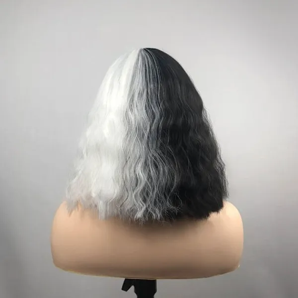 Cos Peruk för Kvinnor Svart och Vit Häxa Cruella Högtemperatur Silkesnät Knapp Kort Lockig Yin-yang Huvud 45cm> Peruker