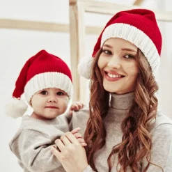 Familjematchande tomteluva, mamma och baby, julstickad mössa, par> Huvudbonader