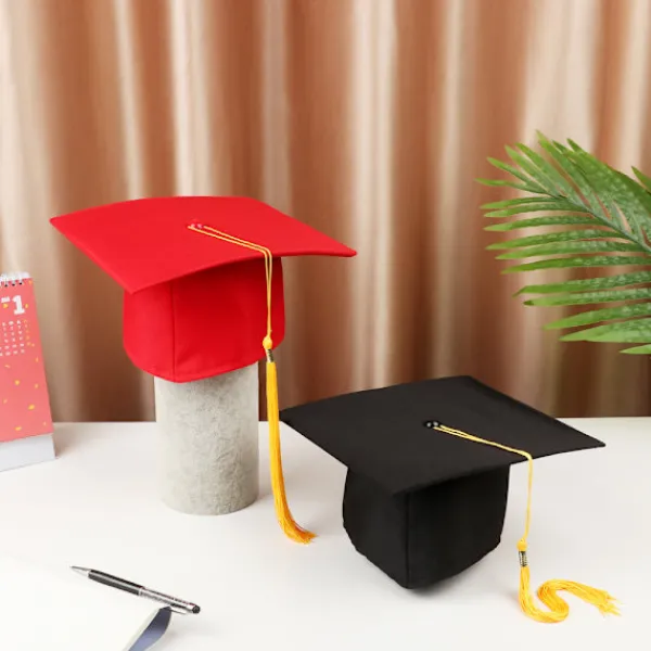 Festartiklar, examenshatt, gradient examen ceremoni, glad examenshatt, universitetshatt, 2021 No,> Huvudbonader