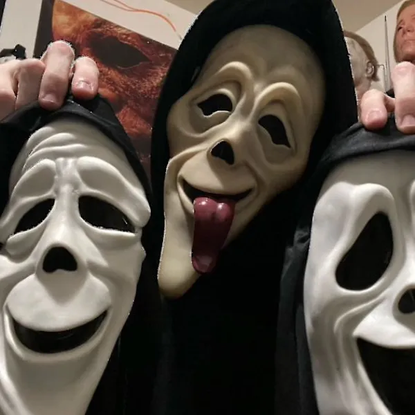 ESTONE Ghost Face Scream Horror Mask, Killer Cosplay Kostymrekvisita för vuxna -ge red tongue mask> Masker