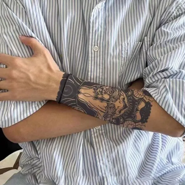 Juice Herb Tattoo Stickers Japansk Gammal Traditionell Manlig Stor Personlig Arm Arm N5n9> Smink