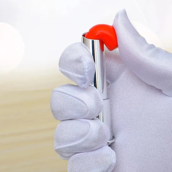 Kosmetisk lekset Med Läppstift Nagelfärg Ögonskuggor Och Smink Borstar> Smink