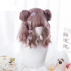 Ny Harajuku Kawaii Lolita Daily Gothic Kort Lockig Hår Cosplay Kostym Peruk För Dam Halloween Fest Med Bullar + Perukmössa><noscript><img width=