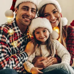 4-pack Tomteröd Hatt Jul Rutig Hatt Kort Plysch med Vita Manschetter Plyschtyg Julhatt för Vuxna och Barn><noscript><img width=