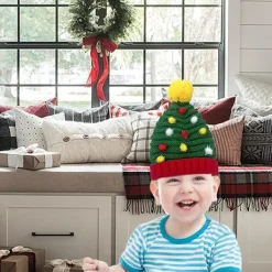 Pieces Jultomte Pom Pom Mössa för Kvinnor - Julmössor - Vinter Stickad Virkad Mössa - Julstickad Mössa - Bäst för Resor, Vandring och Camping><noscript><img width=