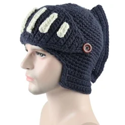 Romersk riddare stickad blå mössa vinter gladiator mask mössa handgjord stickad herrhatt><noscript><img width=