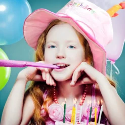 Rosa Plyschhatt med Grattis på Födelsedagen-Tårta - Unisex Vuxenstorlek Festkläder><noscript><img width=