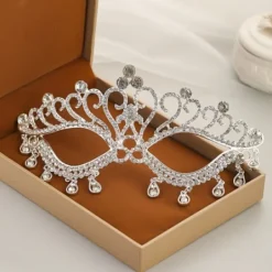 Silver Party Supply Kit 1pc Kreativ festmask Chic Rhinestone><noscript><img width=