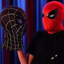 Spiderman Mask med Ringfjärrkontroll för Blinkande Ögon Blinkande Hjälm Cosplay Party Halloween Mask Rekvisita><noscript><img width=