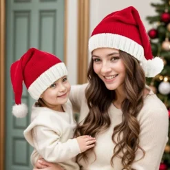 Holocky Stickad Julmössa med Tofs för Vuxna och Barn, Röd Jultomte-mössa><noscript><img width=