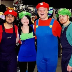 Super Mario-dräkt Luigi-hatt Mario Halloween-dräkt keps hängslen 4 handskar 14 mustascher 4 knappar Cosplay-dräkt karneval barn herr dam><noscript><img width=