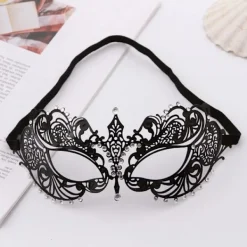 {xj}Halloweenmask i smidesjärn, ihålig diamantmask Ba> Masker